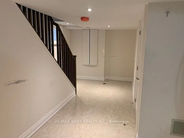 46 Westmoreland Ave #D — Photo 7
