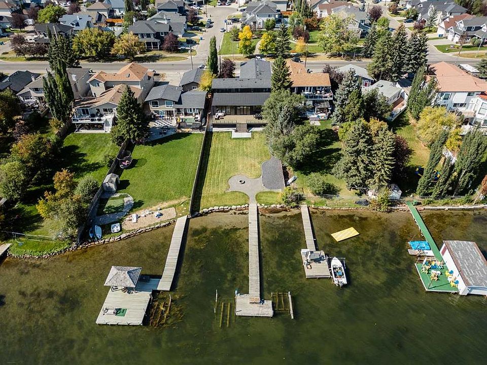 1st image of 692 W Chestermere Dr