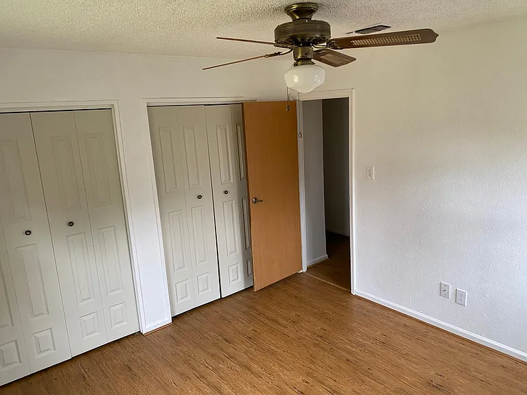 Large closets! (Spare bedroom #1)