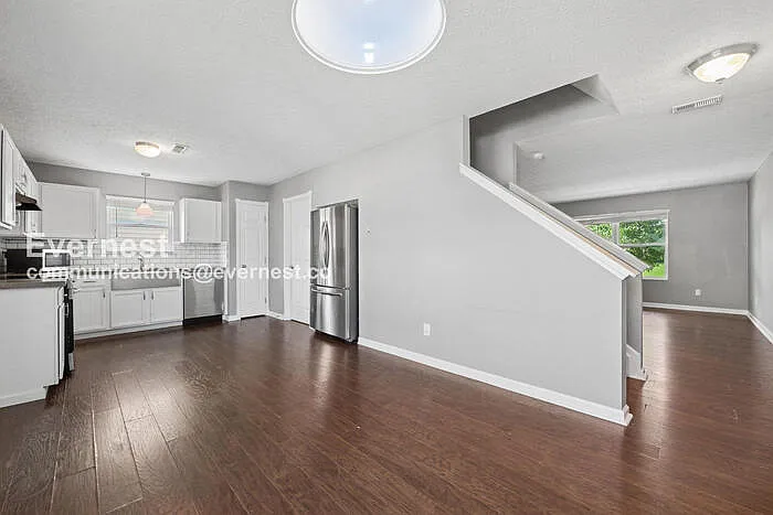 6326 Pompano St — Photo 9