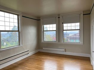 1700 California Ave SW #203, Seattle, WA 98116