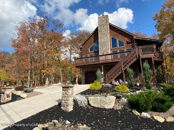 2 Quapaw Dr, Hazle Township, PA 18202