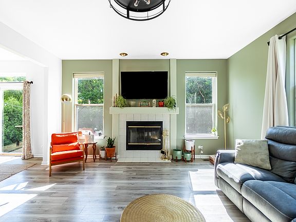 2nd image of 9207 Waterfall Glen Blvd