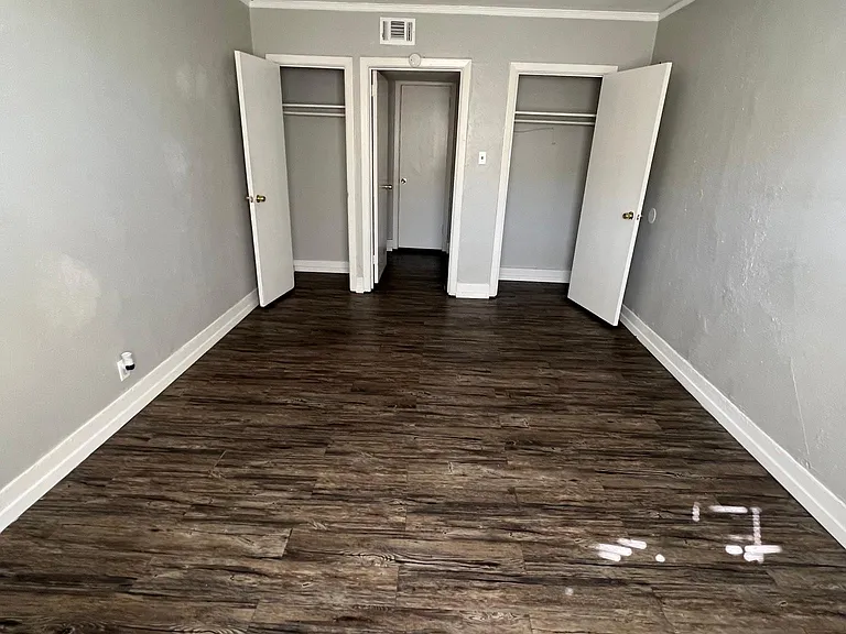 1513 Ocean Dr #6 — Photo 5