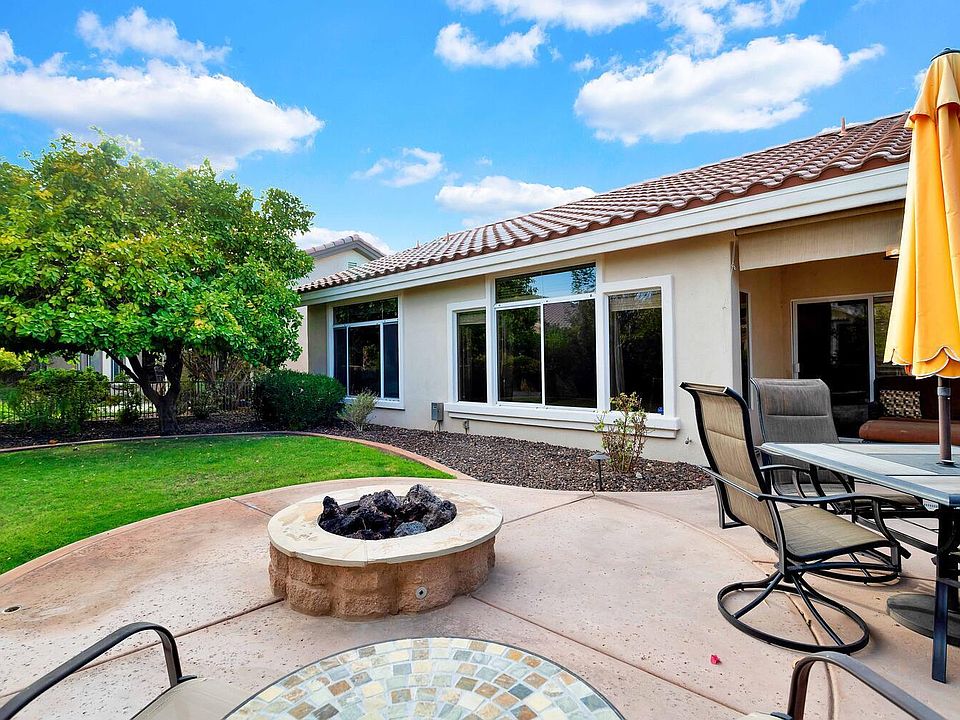 1st image of 78381 Desert Willow Dr