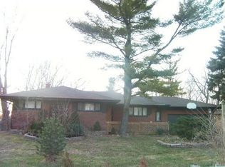 15610 Clyde Ave, South Holland, IL 60473