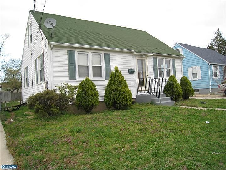 2nd image of 806 Broadway