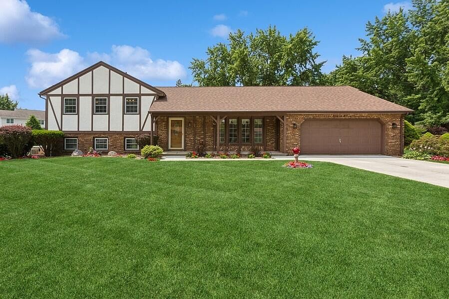 1st image of 1816 Trafalgar Dr