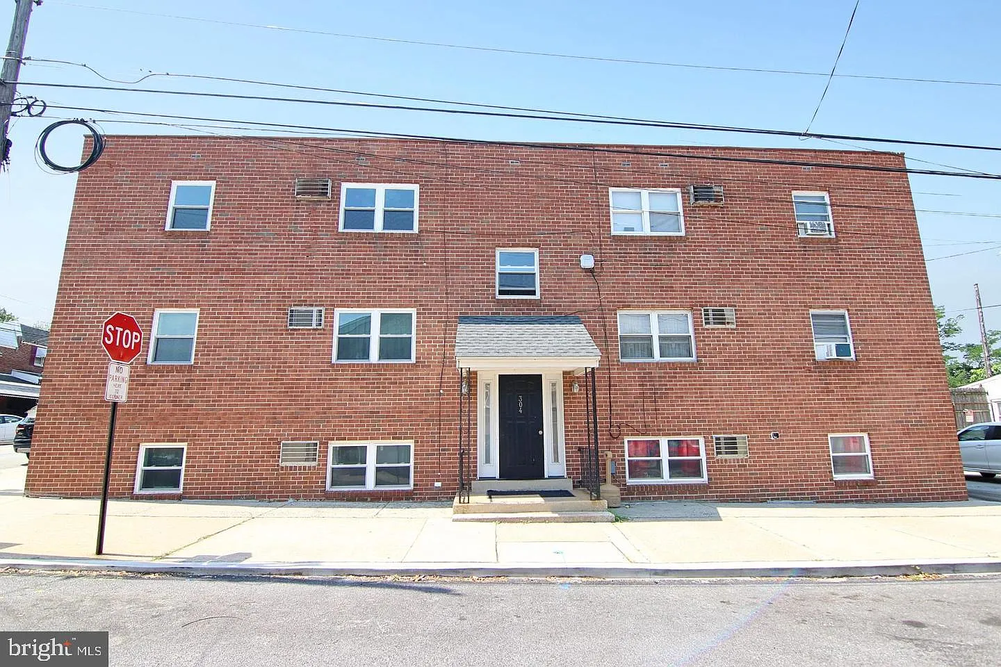 1 bed, 700 sqft, $1,400 — Photo 1