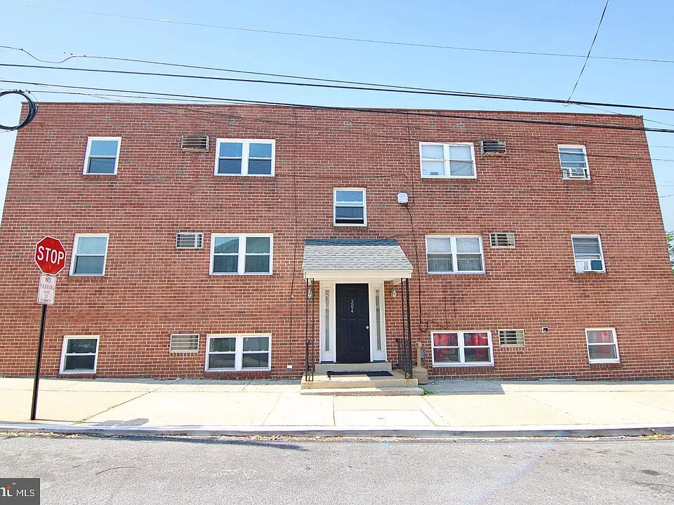304 W 6th St #5