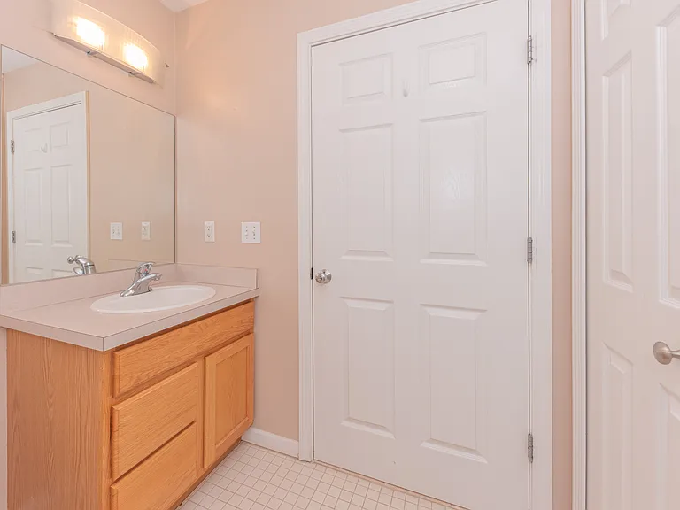 2211 S Main St #1 — Photo 30