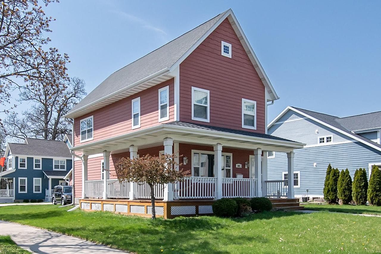 302 North West AVENUE, Waukesha, WI 53186 Zillow