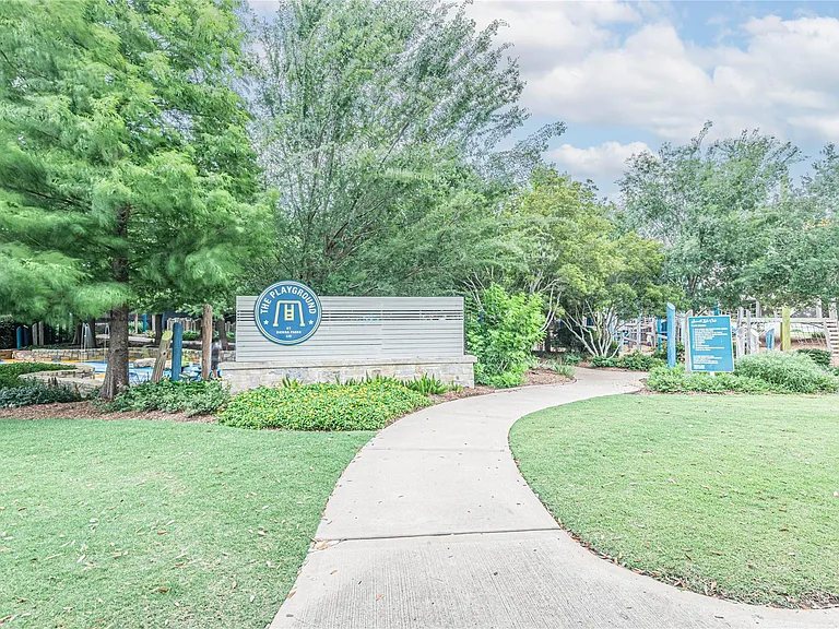 1618 Clover Ct — Photo 44