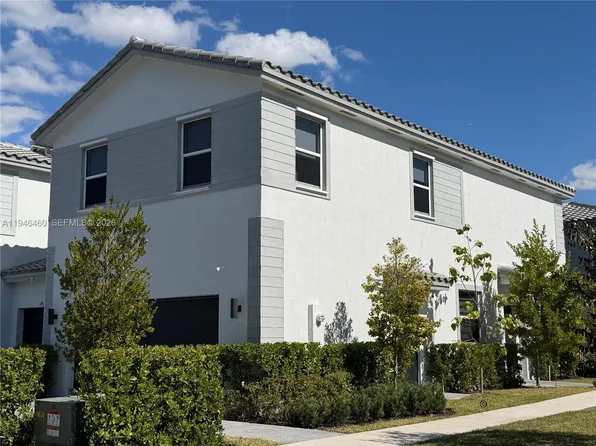 145 SW 184th Pl, Hollywood, FL 33029