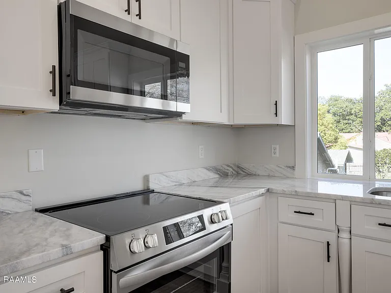 621 Stevenson St #A — Photo 19