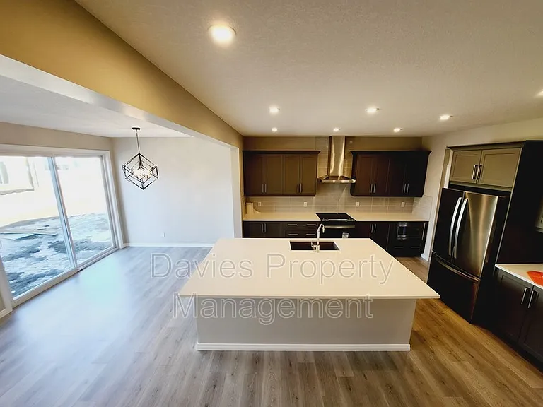 15836 30th Ave SW — Photo 5