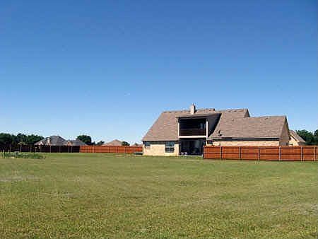 4th image of 4430 Parker Ln