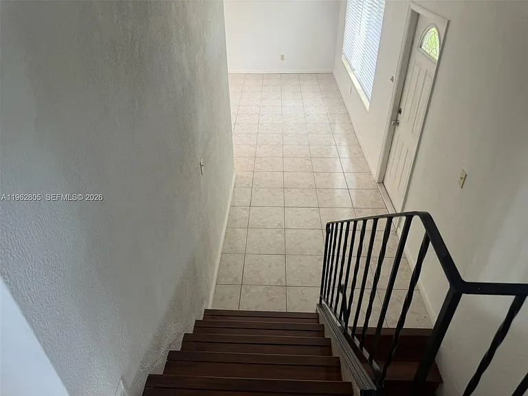 1260 NE 200th Ter — Photo 39