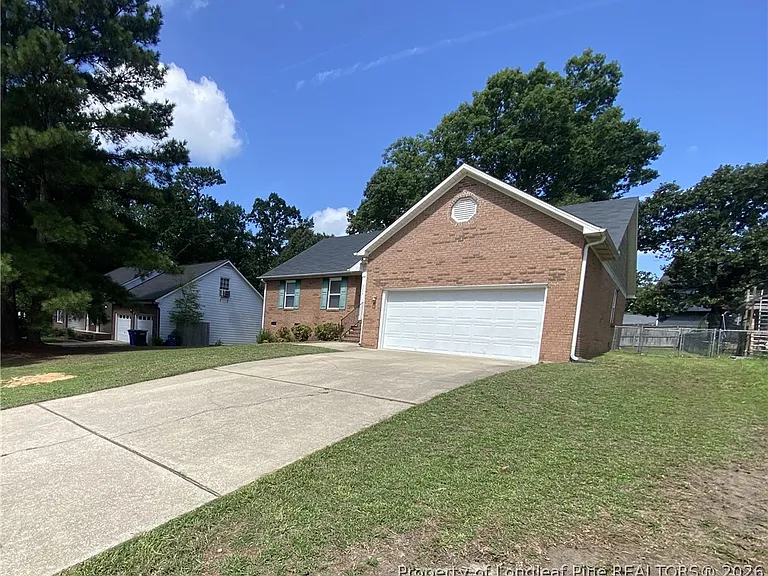 3024 Coachway Dr — Photo 3