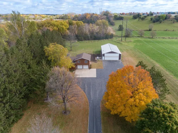 21949 Bagley Ave, Faribault, MN 55021