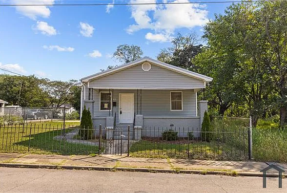 3 bed, 1074 sqft, $1,095 — Photo 3