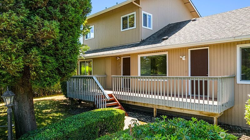 2nd image of 8815 18th Avenue SW