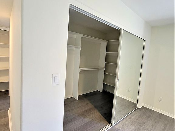 5th image of 2050 S Bentley Ave Ph 4