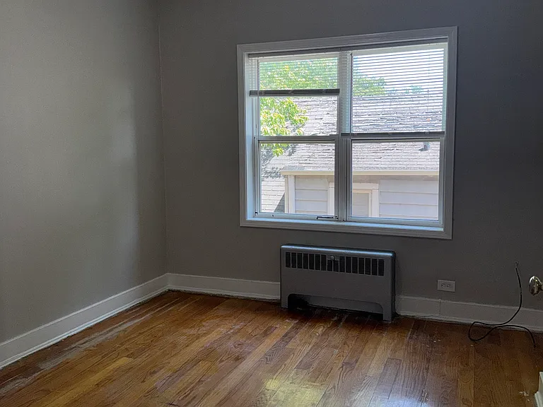 2001 W Lunt Ave #1 — Photo 7