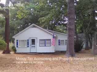 15983 152nd Ave, Spring Lake, MI 49456