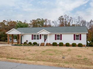 305A Allen Ct, Emporia, VA 23847