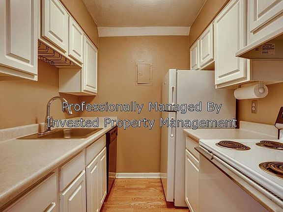 4th image of 252 N Pennsylvania St APT 606