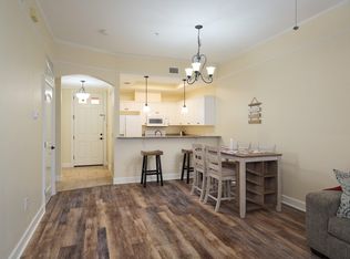1320 NW 3rd Ave APT 318, Gainesville, FL 32603