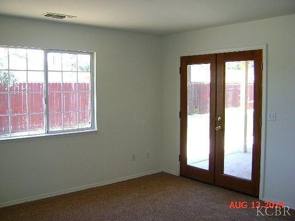 5th image of 913 Himalaya Dr