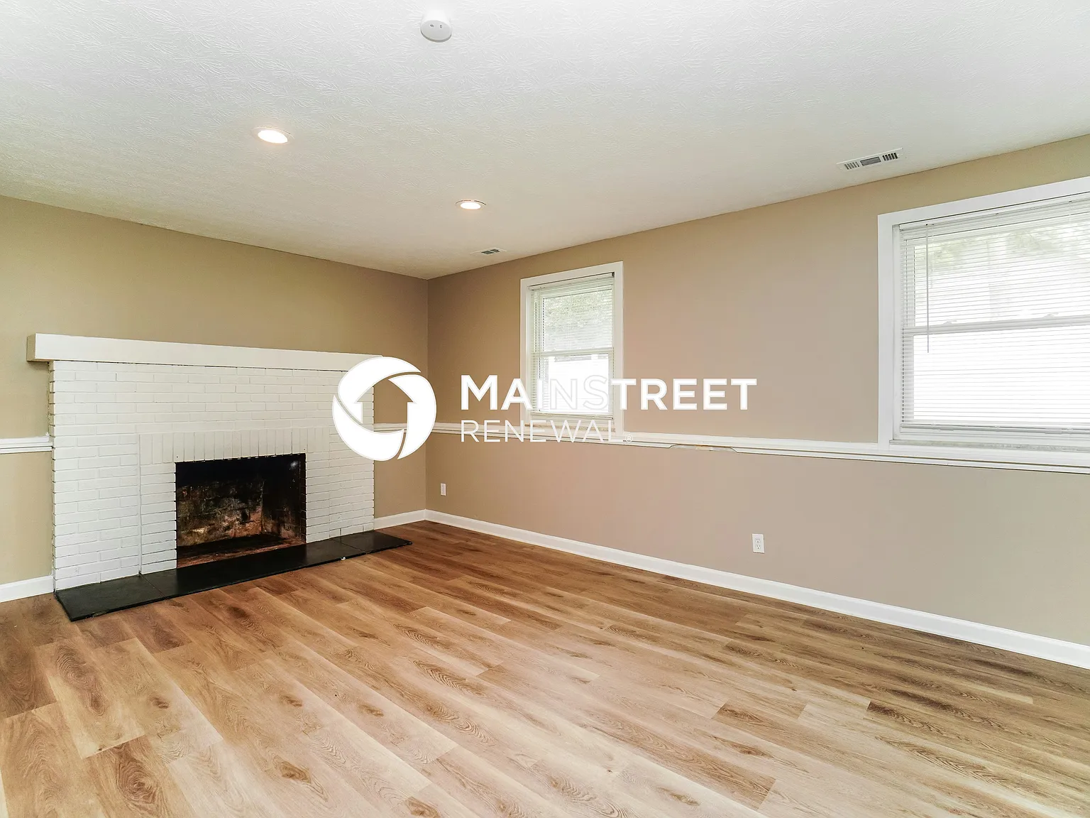 557 Hunt Valley Dr — Photo 4