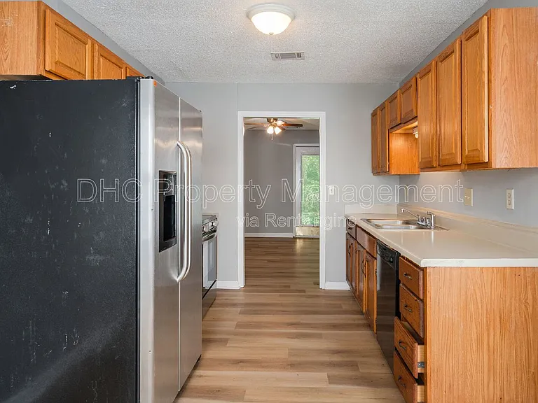 8079 Creekstone Way — Photo 3