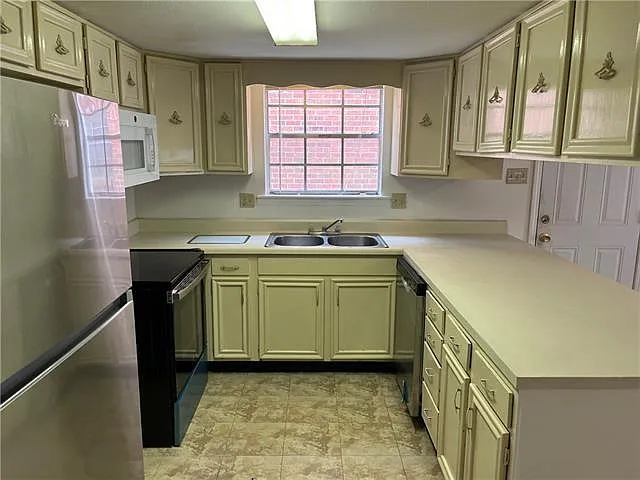 Building Photo - 4037 Georgetown Dr