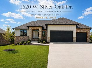 1620 W Silver Oak Drive, Springfield, MO 65810