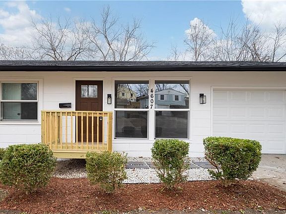 2nd image of 4607 Myrtle Ave