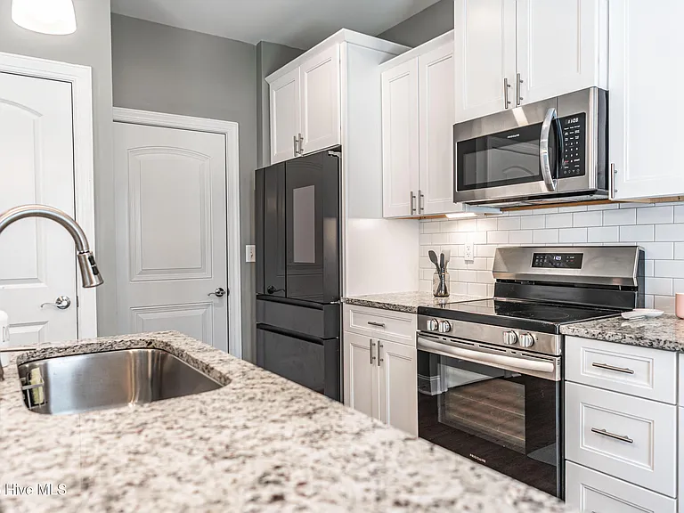369 Moss Pink Dr — Photo 18