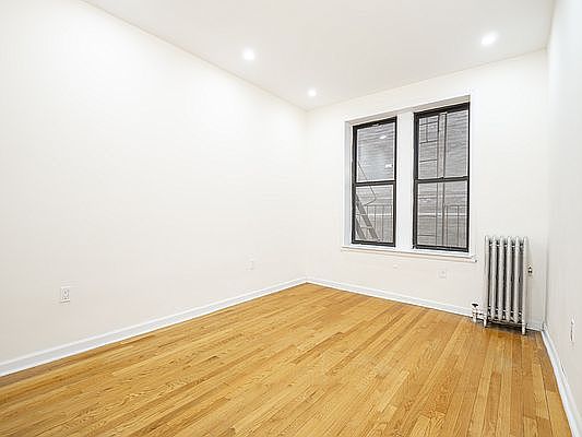 1st image of 225 W End Ave APT 4