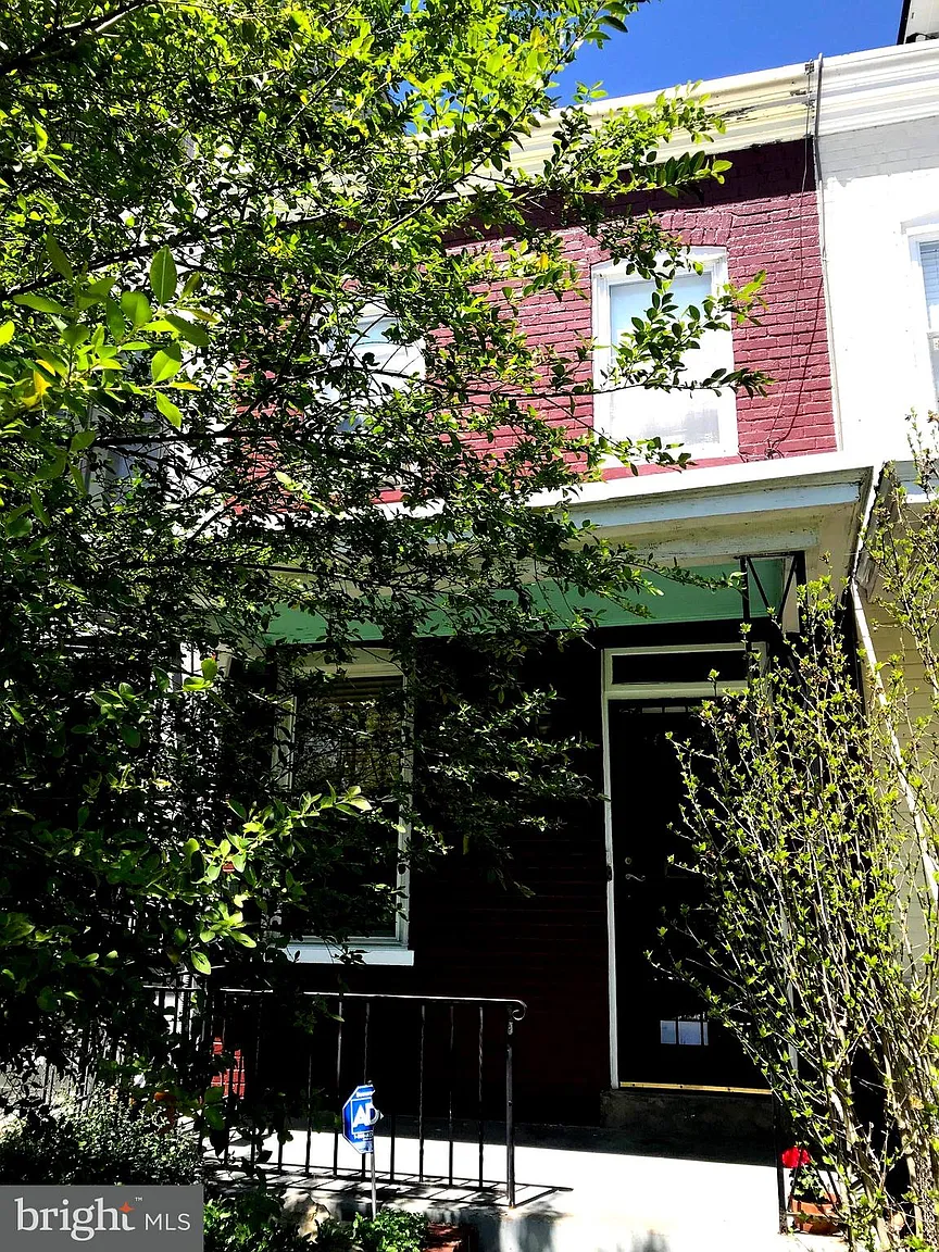 1522 N Carolina Ave NE photo 1