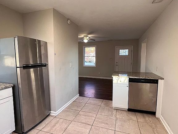 5th image of 4608 Eastover Ave #R4