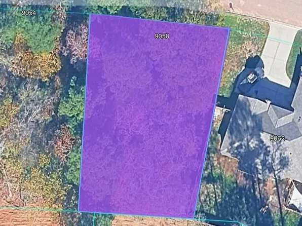 9058 Commanche Rd, Montgomery, TX 77316