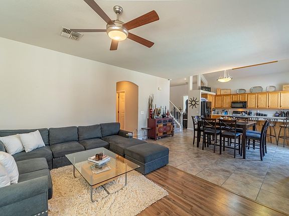 2nd image of 1805 Snyder Ave