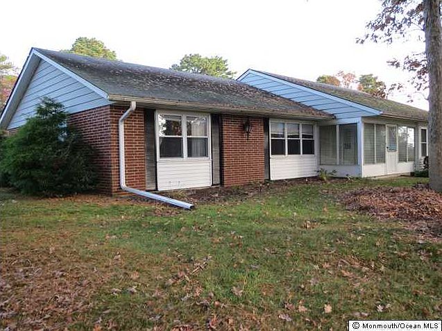 1st image of 682 New Castle Court #A