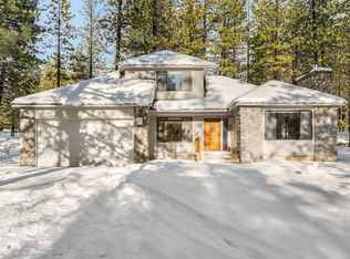 17890 Mount Hood Ln #1, Bend, OR 97707