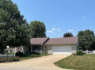 11911 Ridgeview Dr, Plymouth, IN 46563