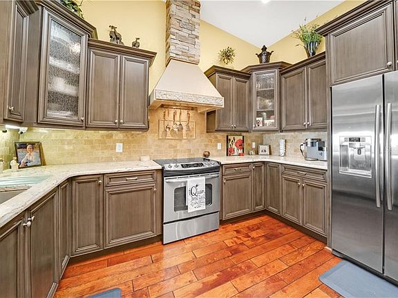 5th image of 2521 W Marion Ave Unit 1111