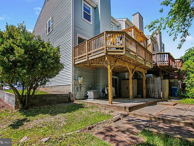 3738 Broomsedge Ct — Photo 23