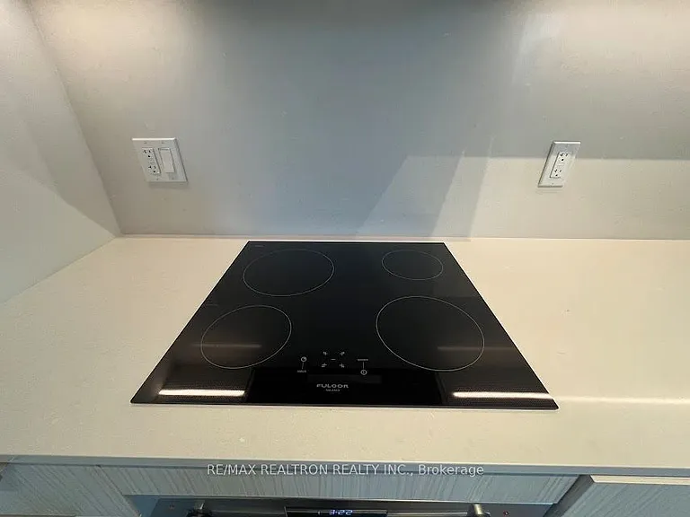 308 Jarvis St #1202 — Photo 8
